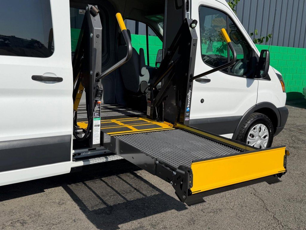 Used 2017 Ford Transit 350 148 Medium Roof RWD image 59
