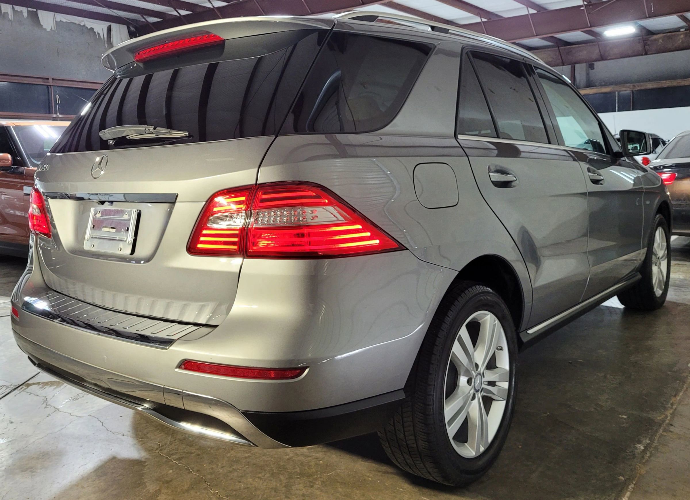 Used 2014 Mercedes-Benz ML 350 2WD w/ Premium 1 Package image 7