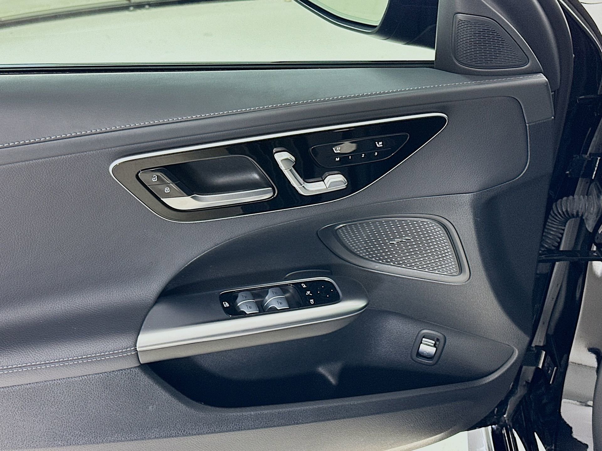 Used 2022 Mercedes-Benz C 300 Sedan image 18