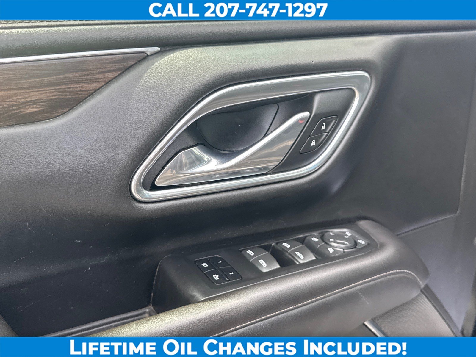 Used 2021 Chevrolet Suburban LT w/ LT Signature Package AWD/4WD image 11