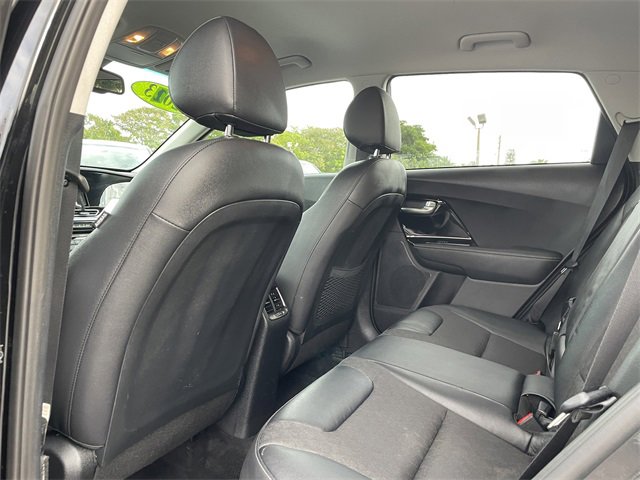 Certified 2022 Kia Niro EX image 14