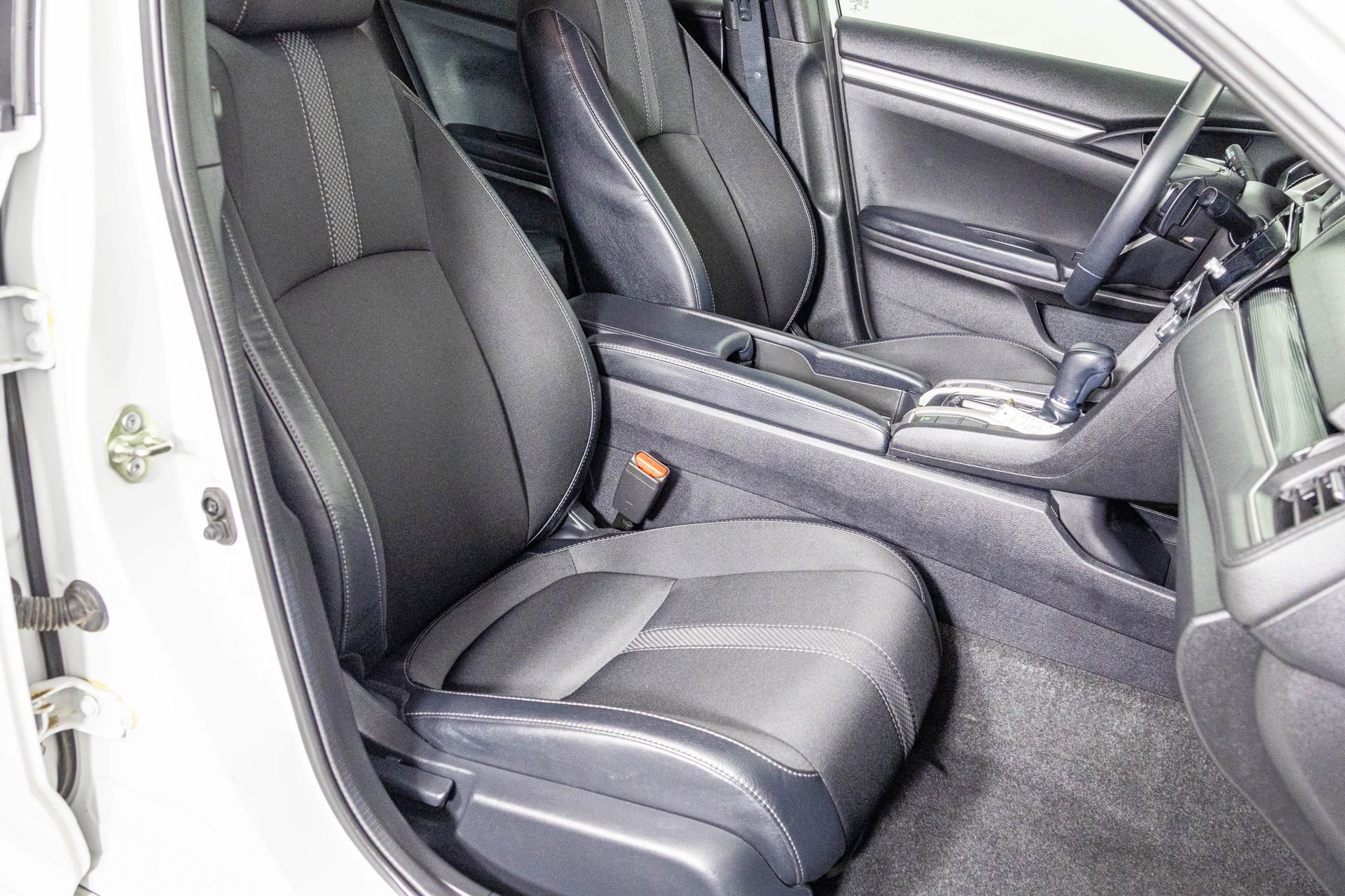 Used 2020 Honda Civic Sport image 41