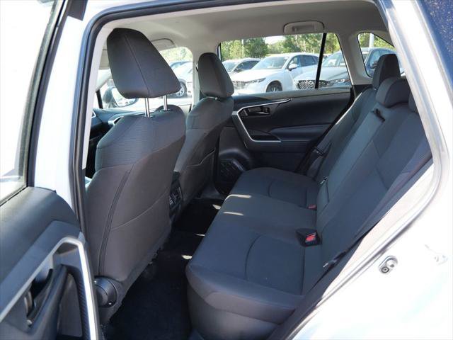 Certified 2025 Toyota RAV4 LE AWD/4WD image 11