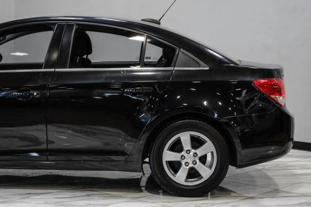 Used 2015 Chevrolet Cruze LT FWD image 15