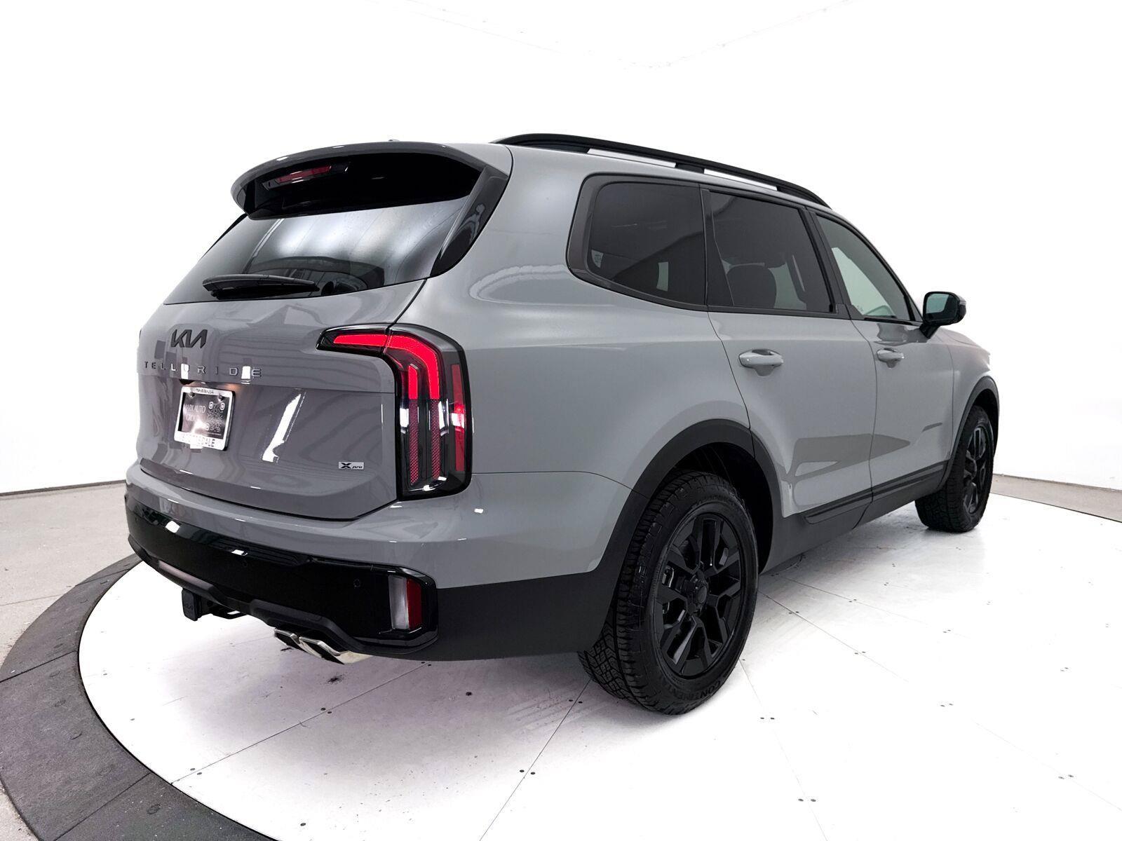 Used 2025 Kia Telluride SX Prestige X-Pro AWD/4WD image 23