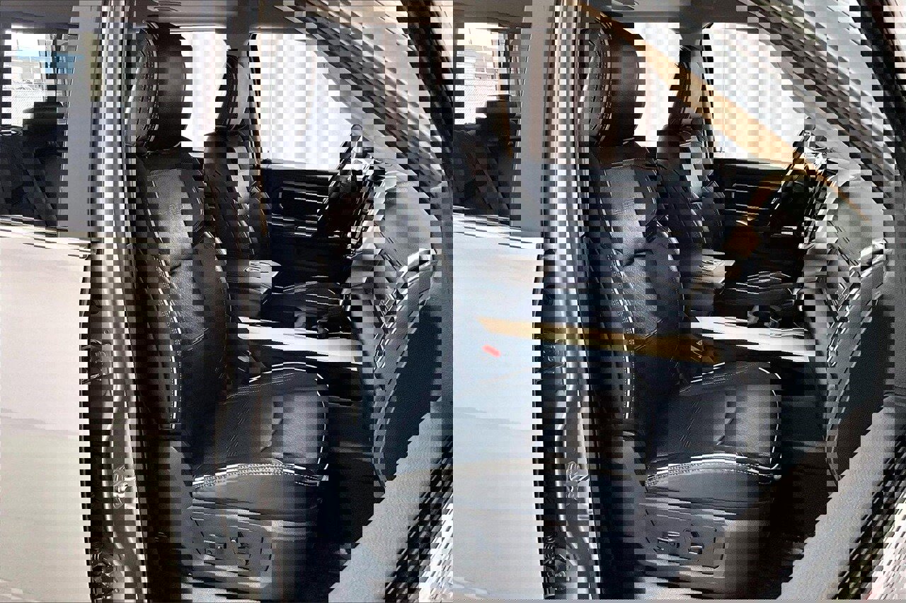 Used 2022 RAM 3500 Laramie image 6