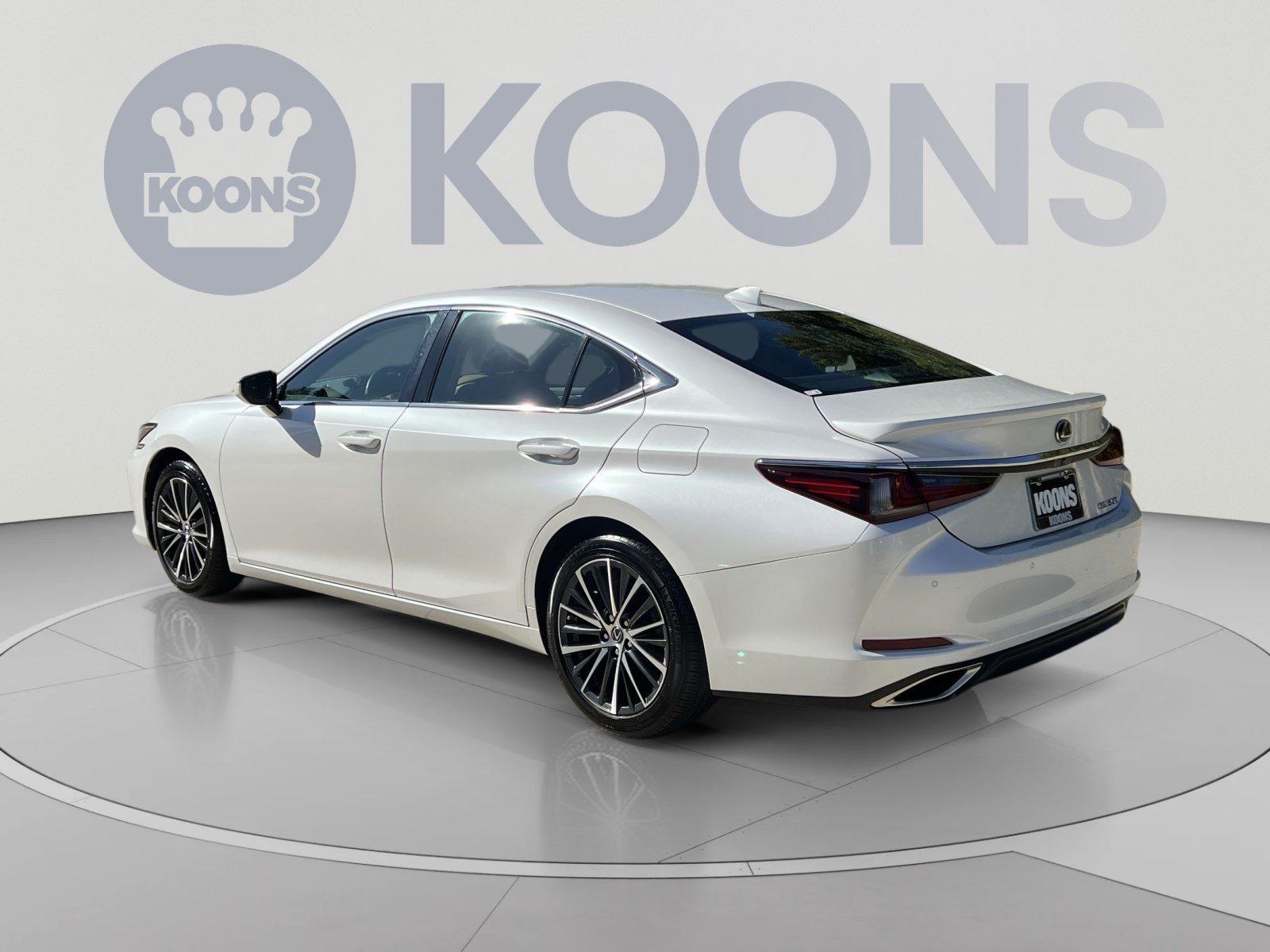 Used 2022 Lexus ES 350 w/ Premium Package FWD image 4