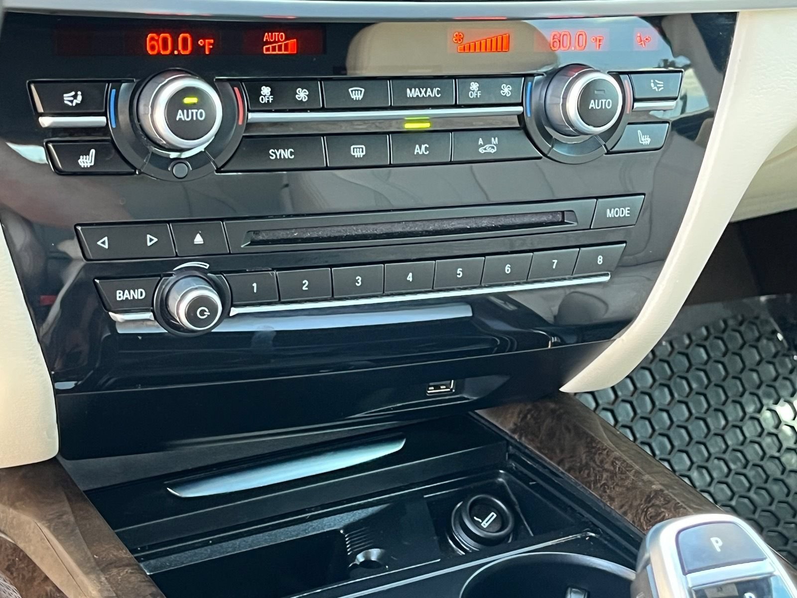 Used 2018 BMW X5 xDrive50i AWD/4WD image 27