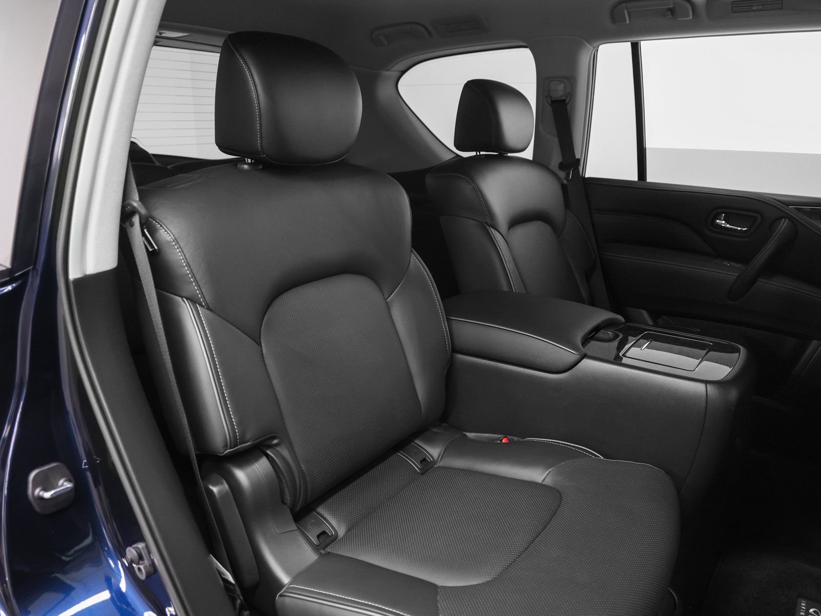 Used 2024 INFINITI QX80 Luxe w/ Cargo Package image 30