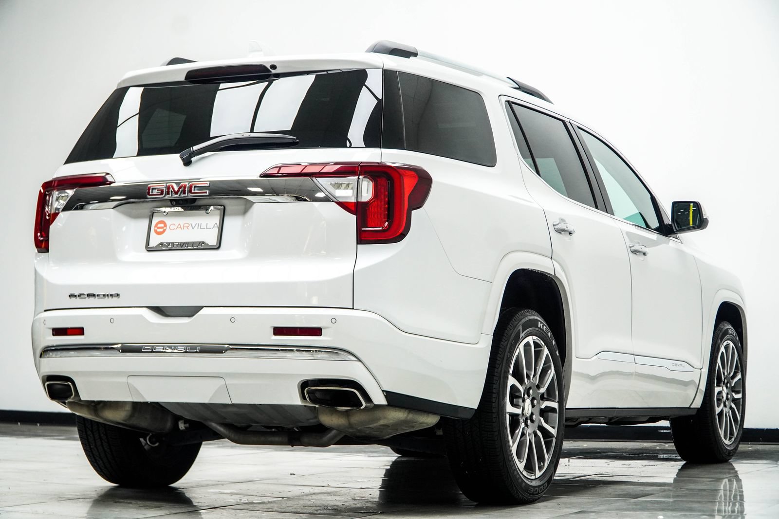 Used 2021 GMC Acadia Denali w/ Denali Technology Package FWD image 14