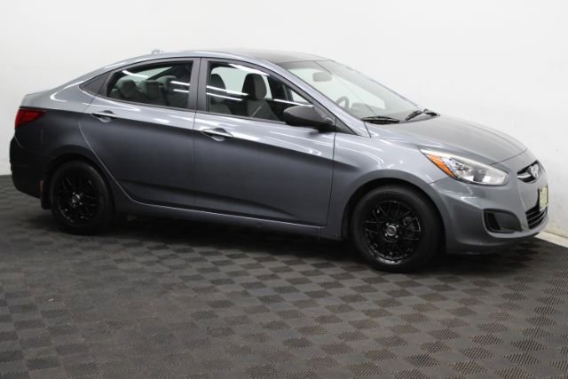 Used 2016 Hyundai Accent SE FWD image 3