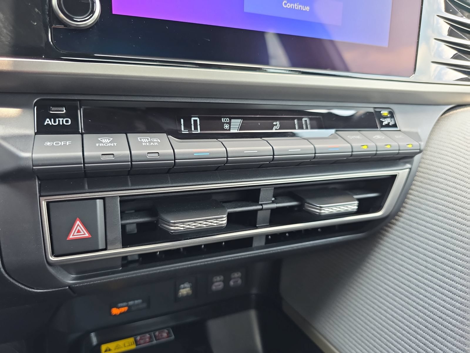 Used 2026 Toyota Camry SE FWD image 23