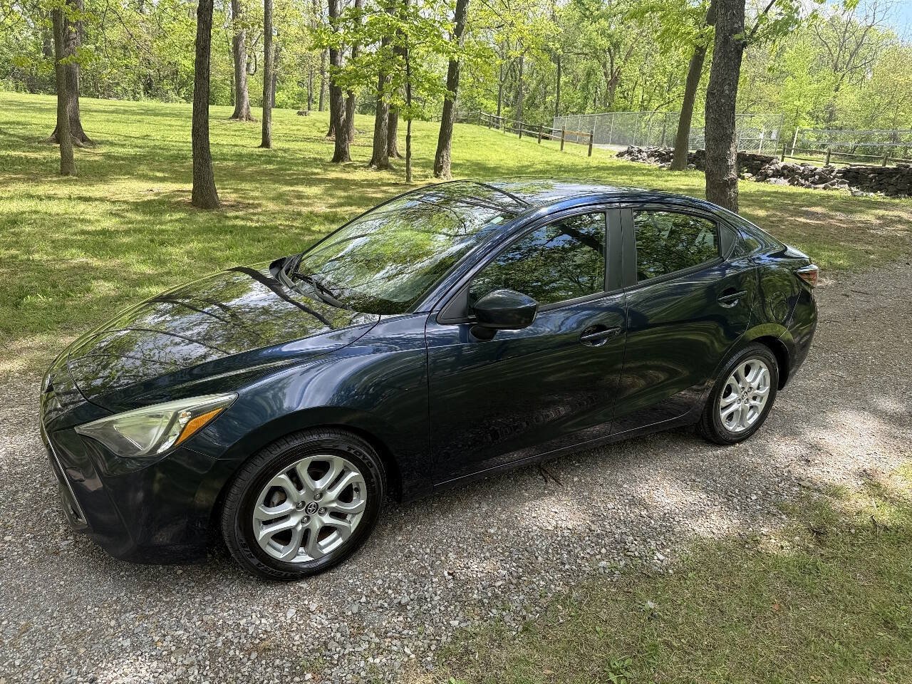 Used 2016 Scion iA FWD image 15