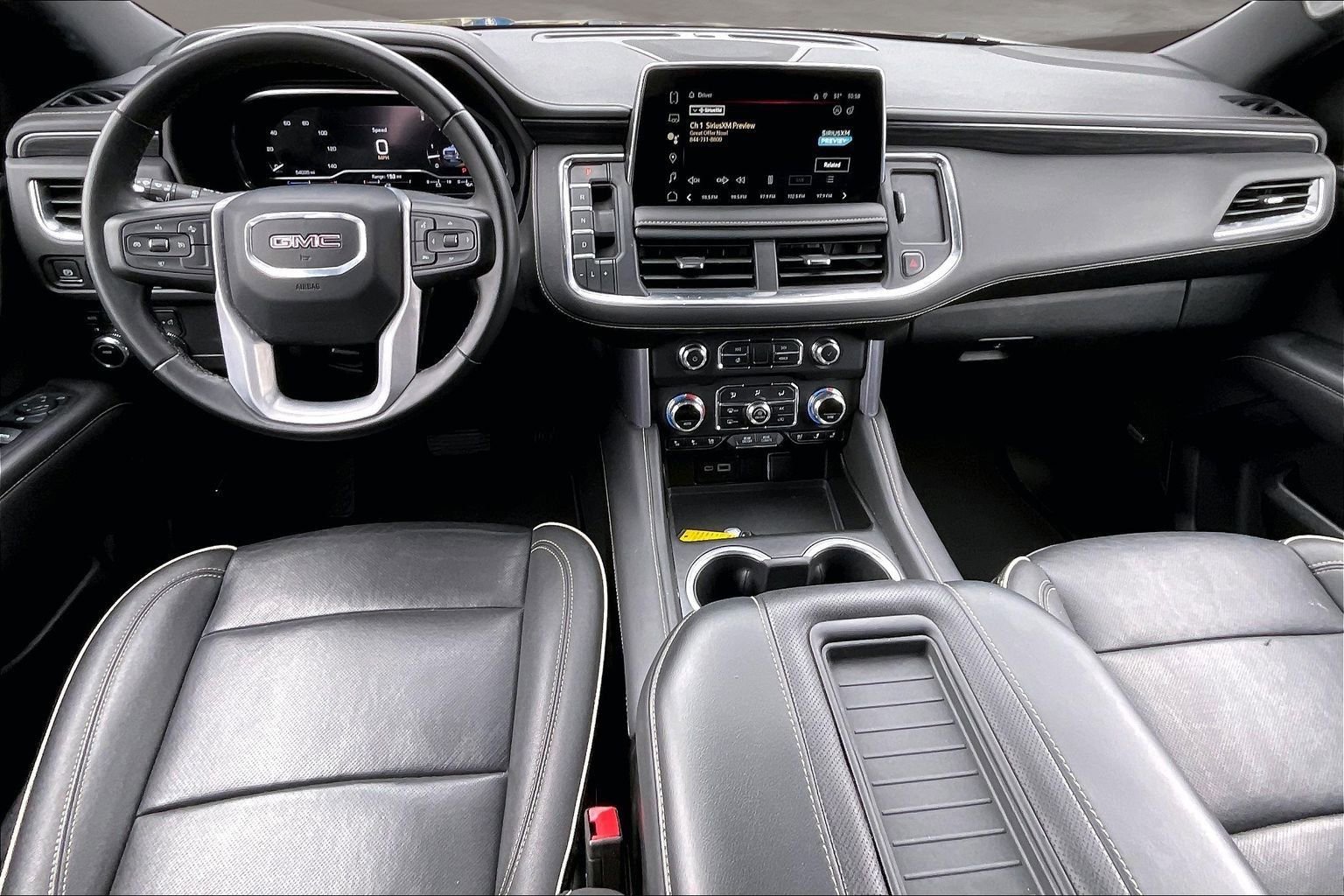 Used 2024 GMC Yukon XL SLT image 7