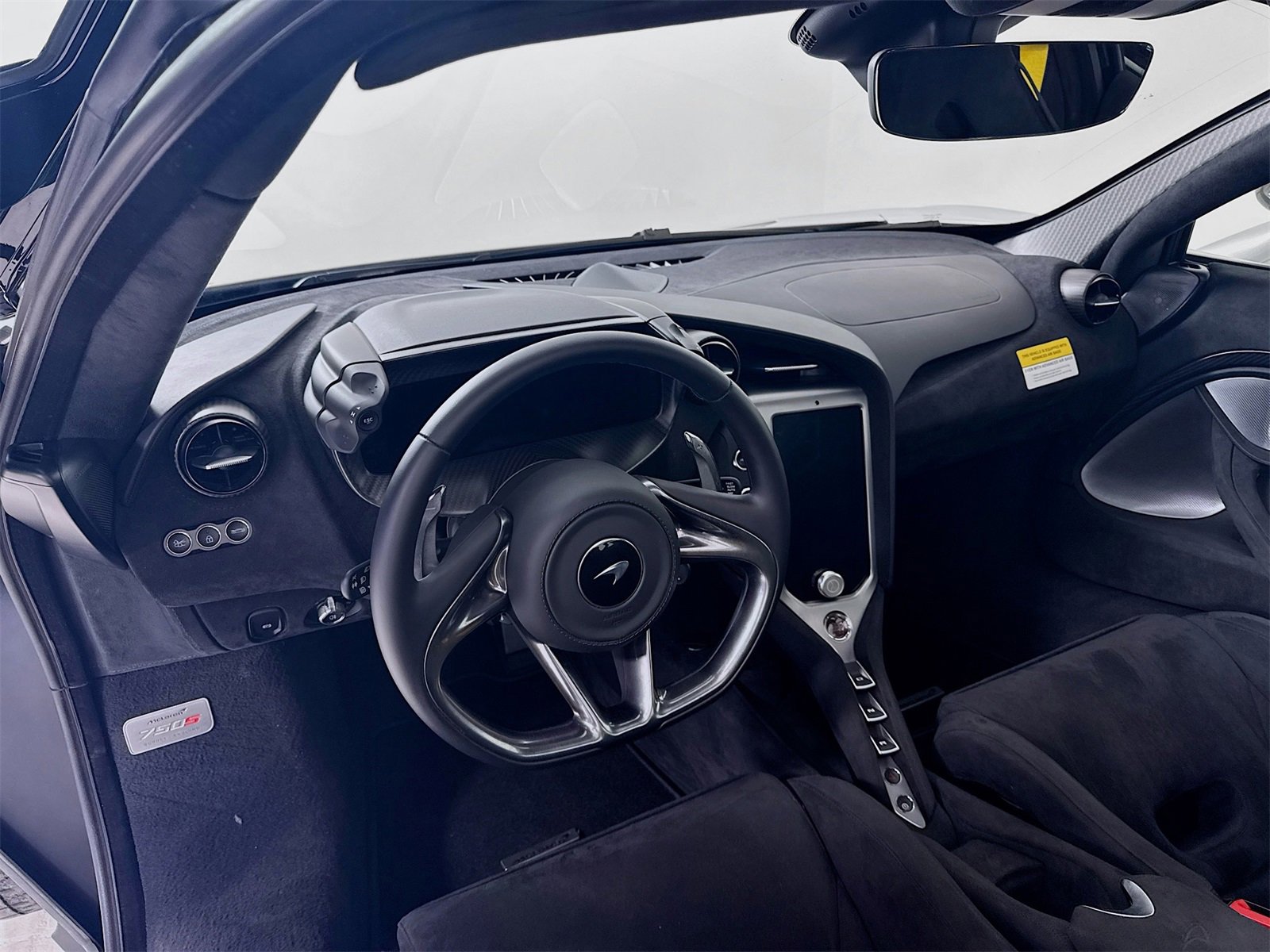 Used 2024 McLaren 750S image 10