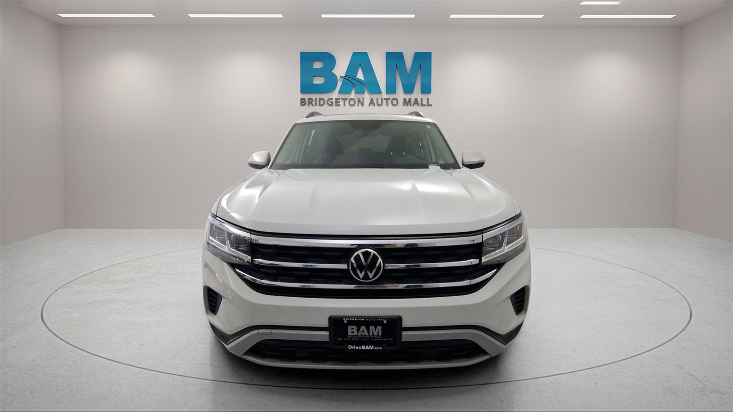 Used 2021 Volkswagen Atlas SE w/ Panoramic Sunroof Package image 2