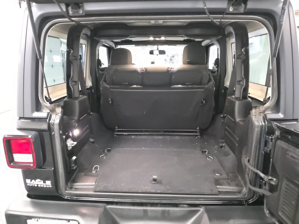 Used 2019 Jeep Wrangler Sport AWD/4WD image 33