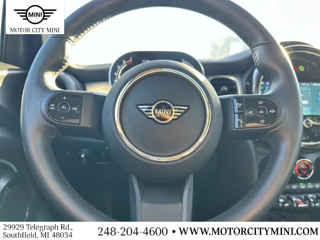 Certified 2024 MINI Cooper 4-Door Hardtop FWD image 23