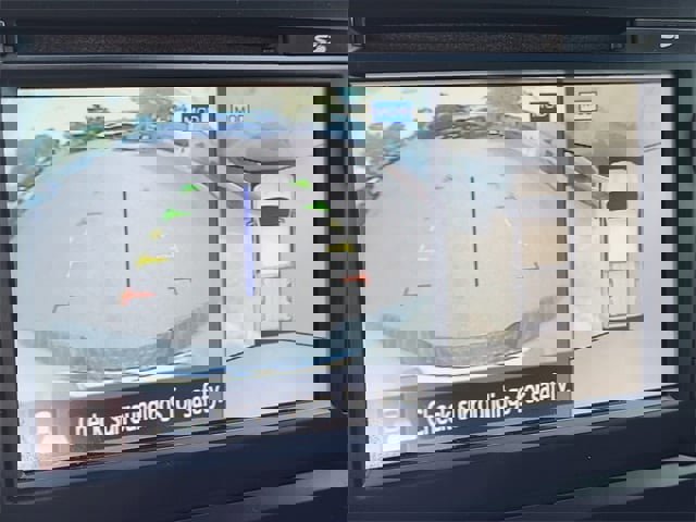 Used 2017 Nissan Titan PRO-4X w/ Pro-4x Convenience Package image 16