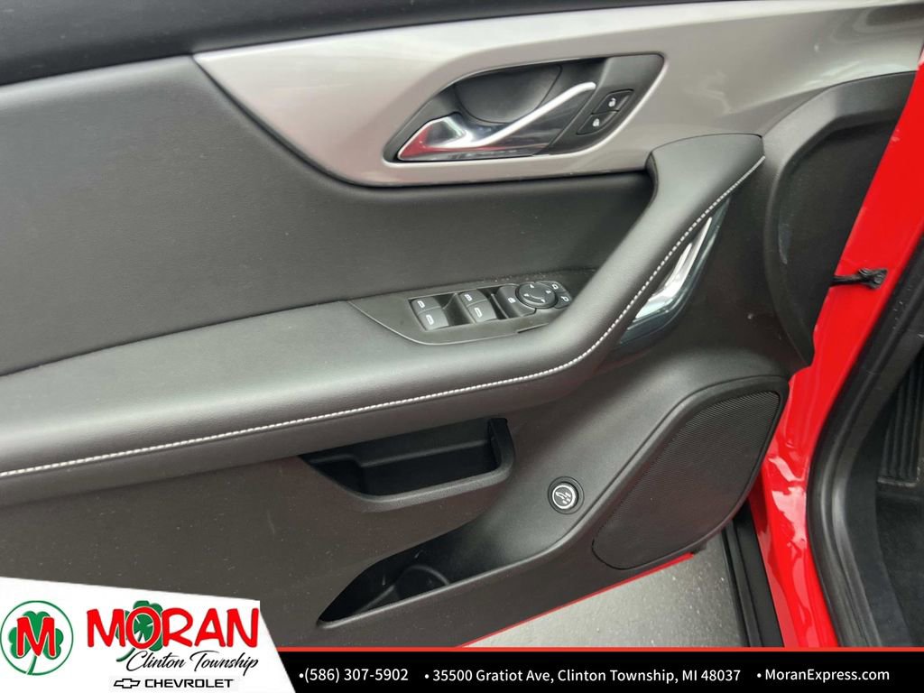 Certified 2024 Chevrolet Blazer LT w/ Convenience Package image 15