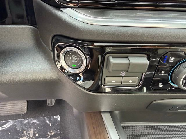 New 2026 Chevrolet Silverado 2500 High Country w/ High Country Premium Package AWD/4WD image 12