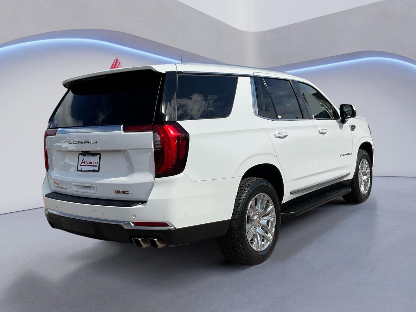 Certified 2025 GMC Yukon Denali AWD/4WD image 5