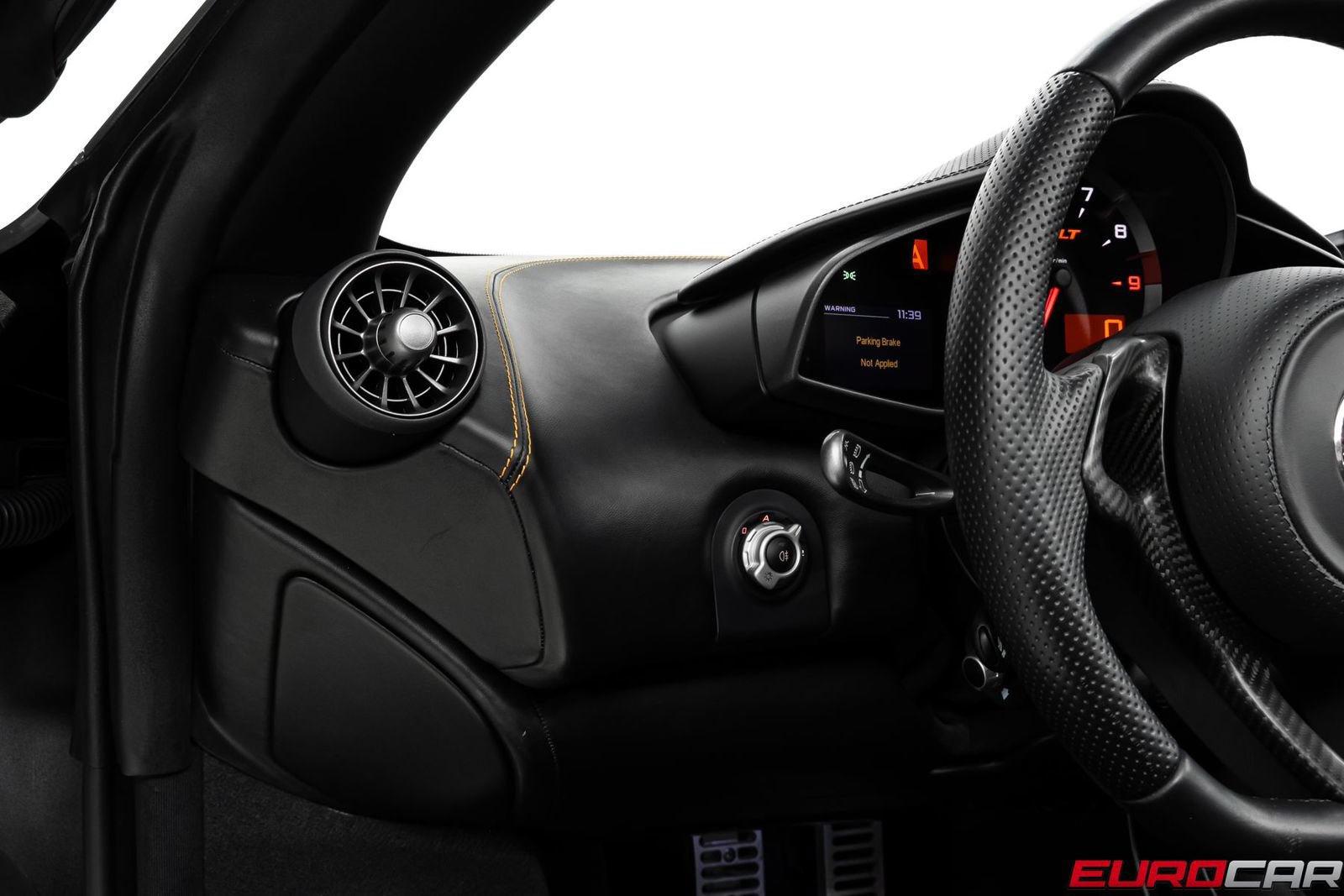 Used 2016 McLaren 675LT Spider RWD image 32