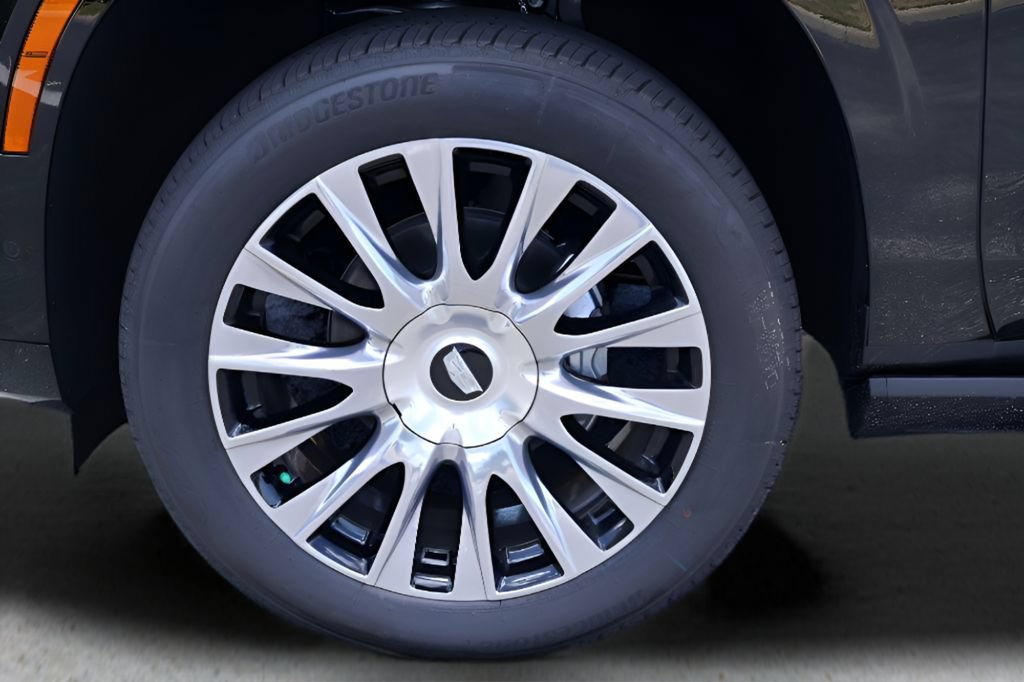 New 2026 Cadillac Escalade ESV Platinum Luxury w/ LPO, Floor Liner Package RWD image 29