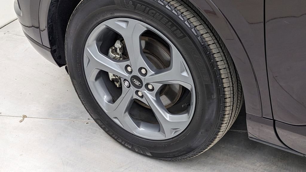 Certified 2023 Ford Escape ST-Line w/ Tech Pack #1 image 5