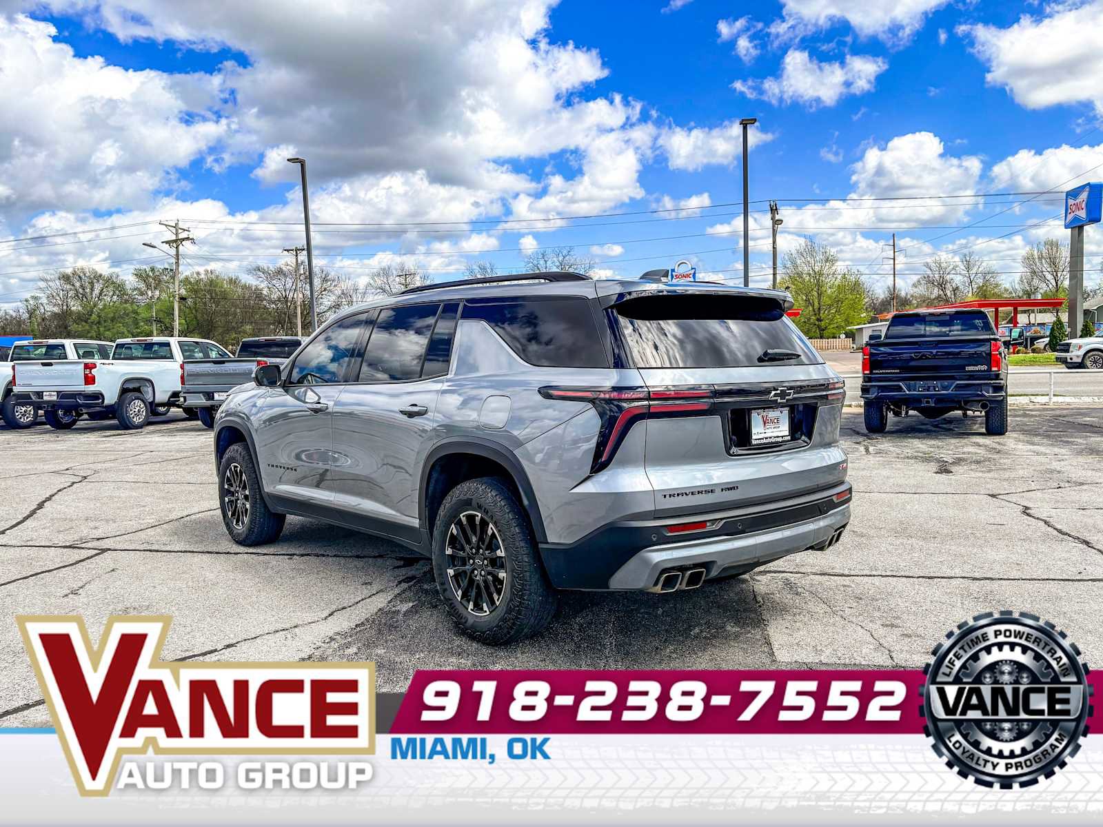 Used 2024 Chevrolet Traverse Z71 w/ LPO, Floor Liner Package image 5