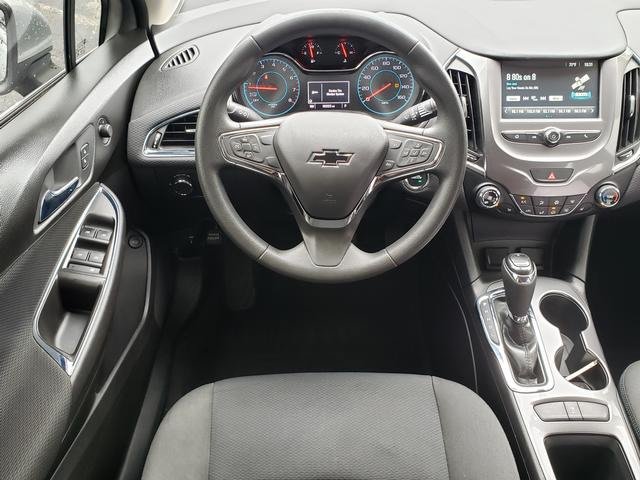 Used 2017 Chevrolet Cruze LT w/ Convenience Package FWD image 15