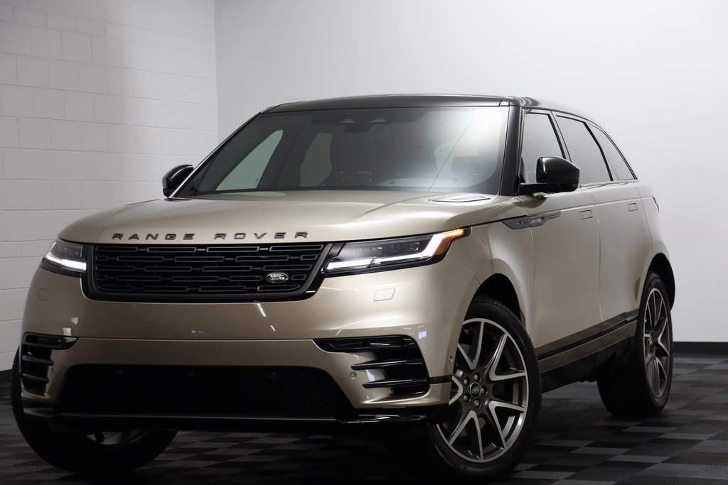 New 2026 Land Rover Range Rover Velar Dynamic SE image 1