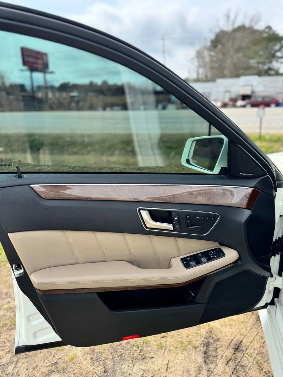 Used 2013 Mercedes-Benz E 350 4MATIC Sedan w/ Premium 1 Pkg image 7