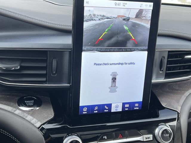 Certified 2024 Ford Explorer Platinum w/ Technology Package image 27