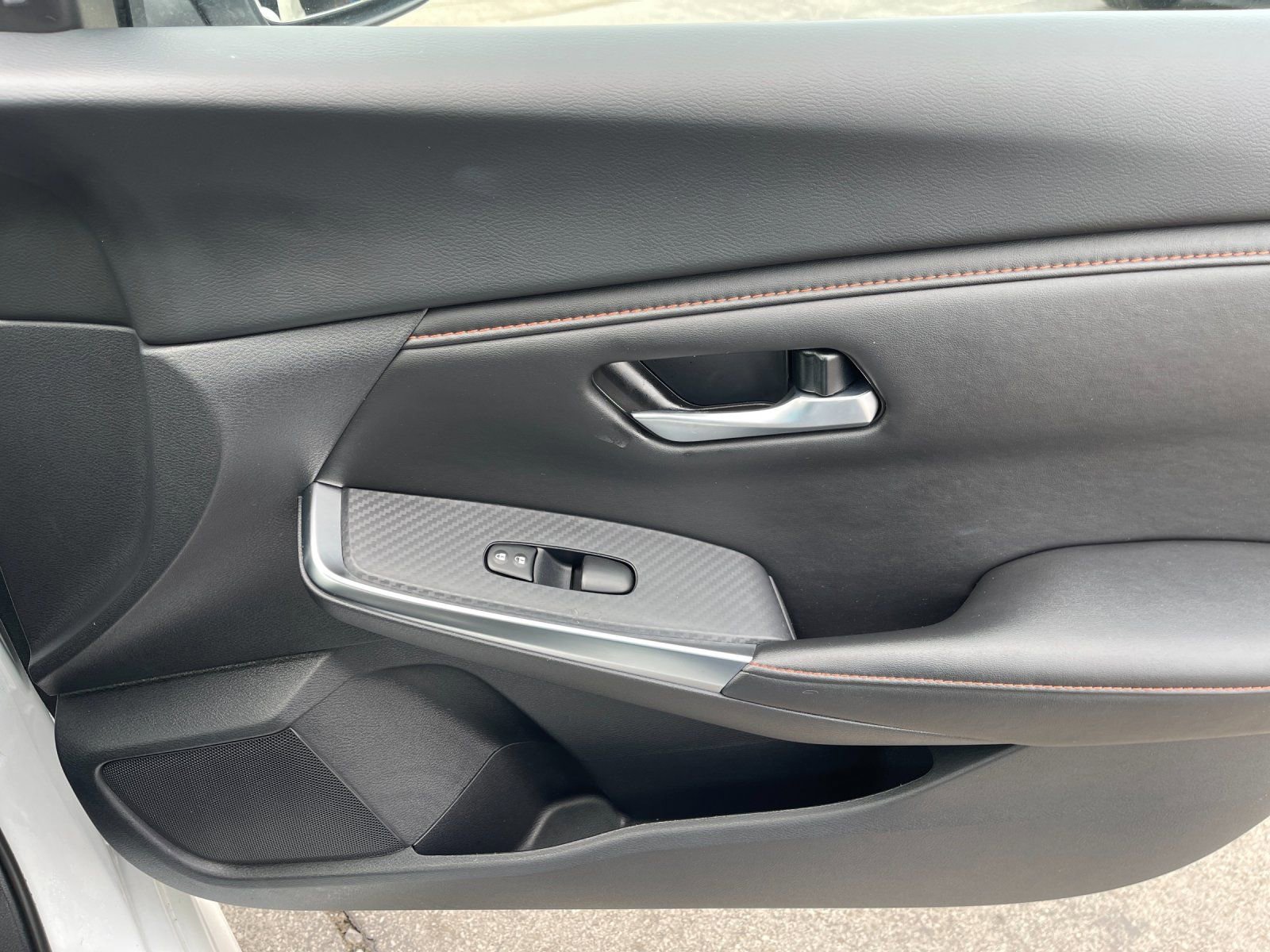 Used 2025 Nissan Sentra SR image 18