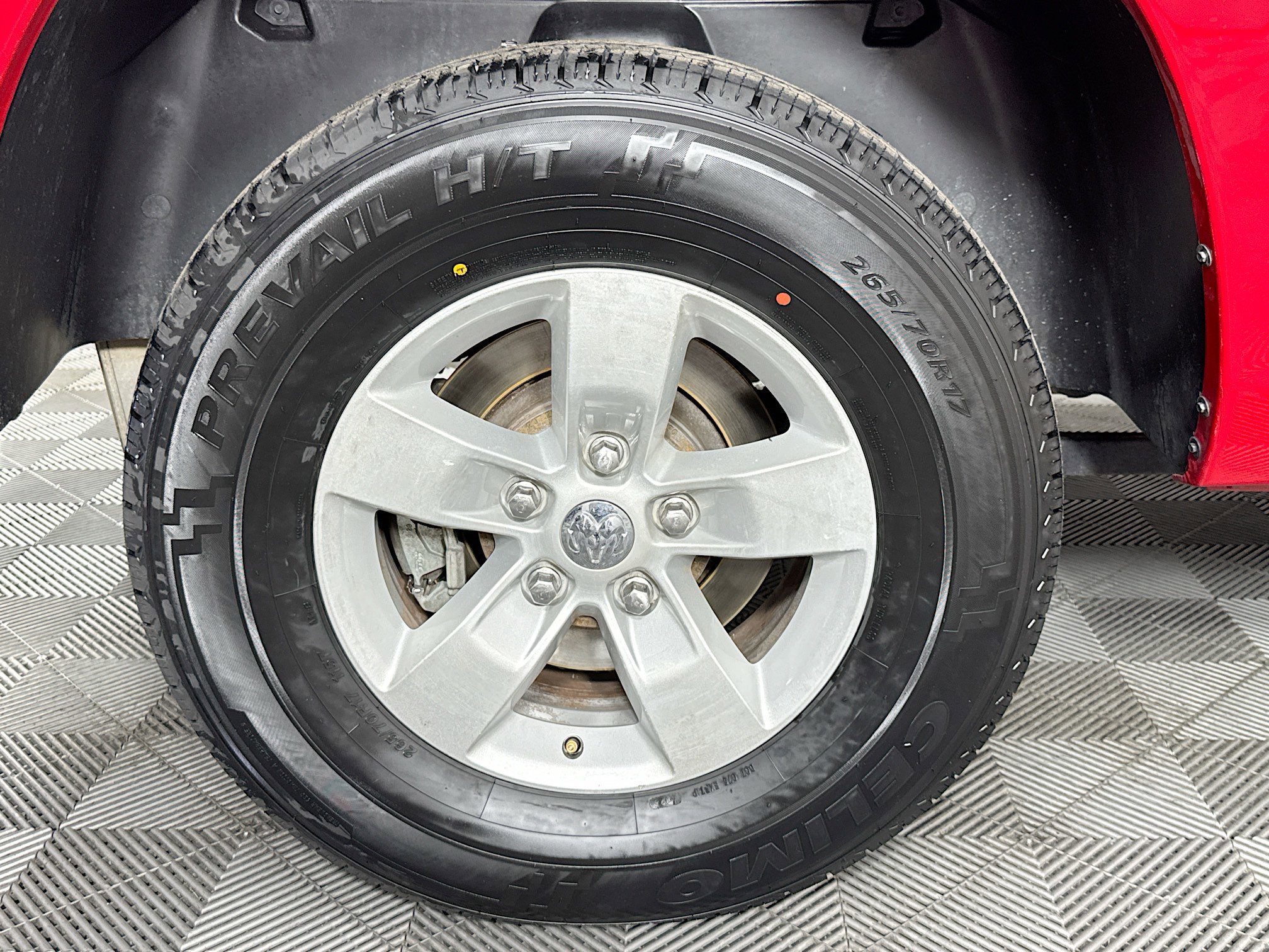 Used 2019 RAM 1500 Classic SLT RWD image 31