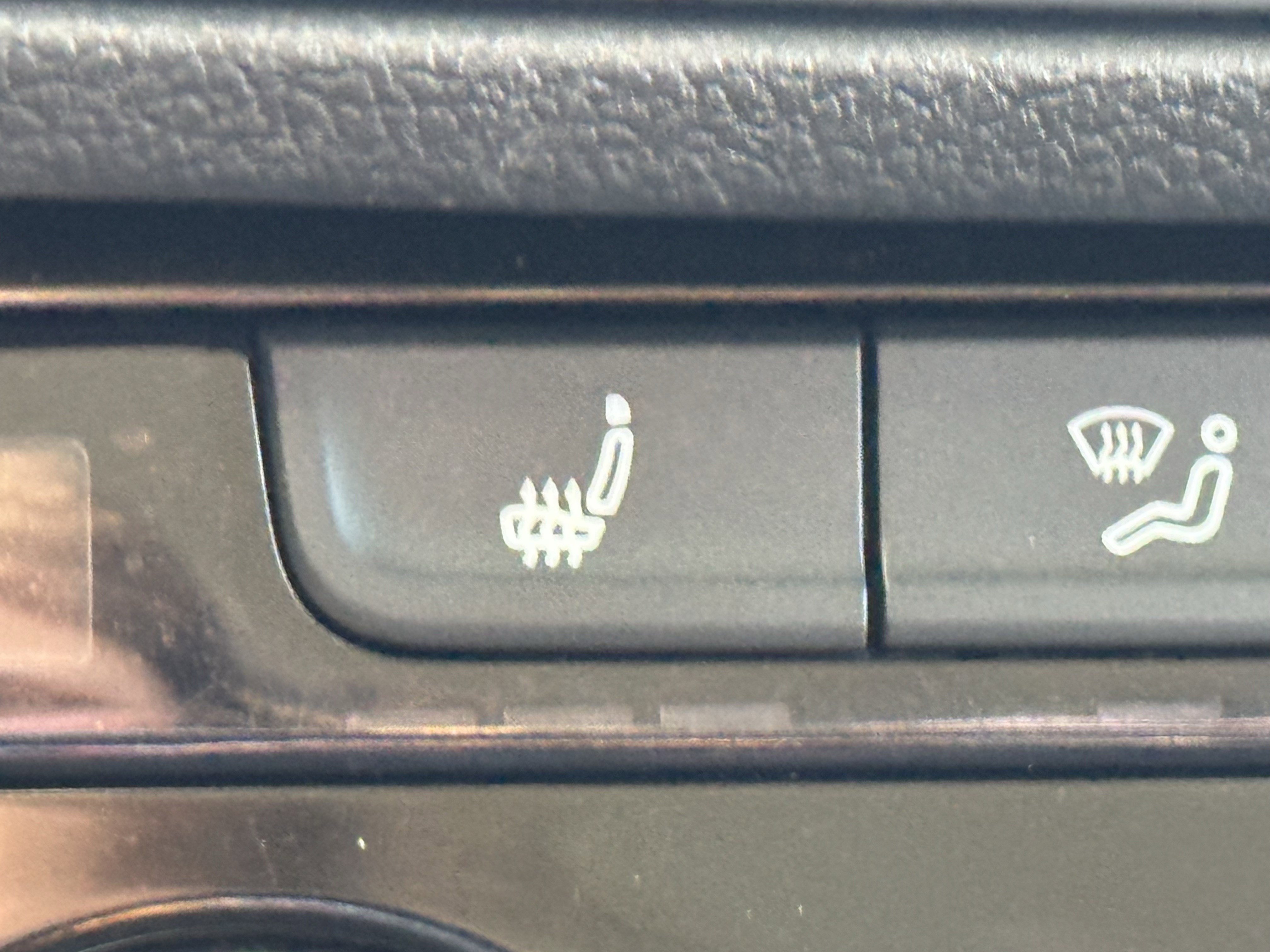 Used 2024 Volkswagen Jetta SE image 21