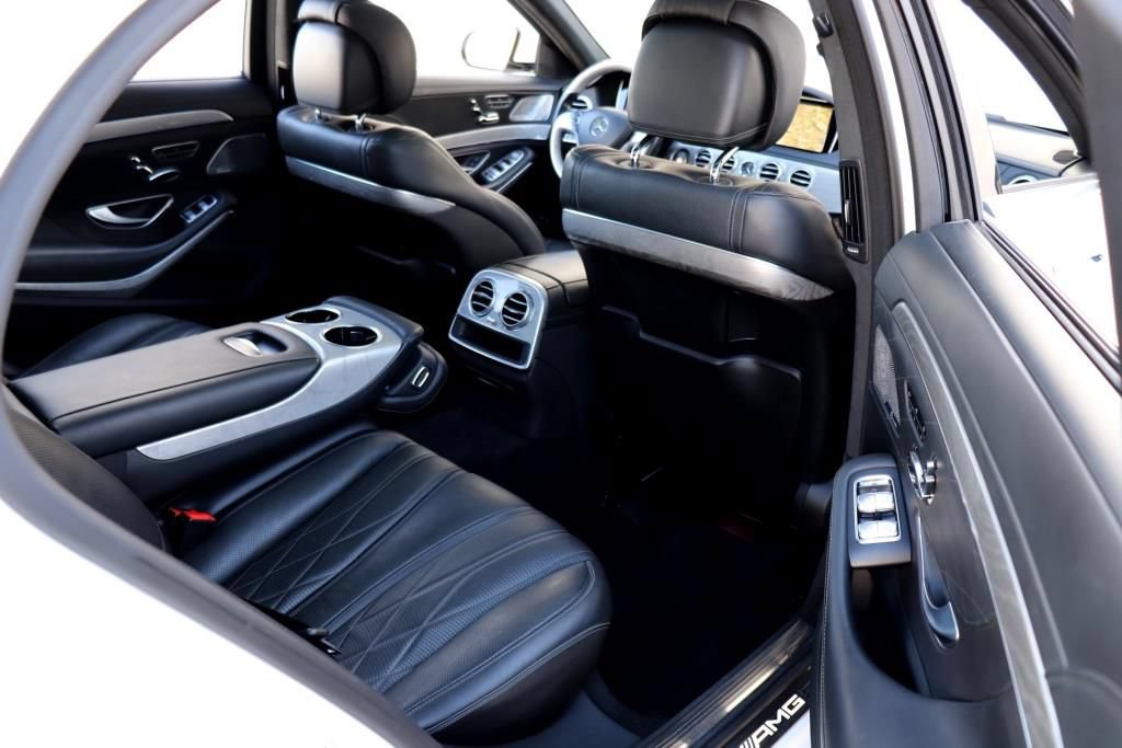 Used 2015 Mercedes-Benz S 63 AMG 4MATIC Sedan image 30