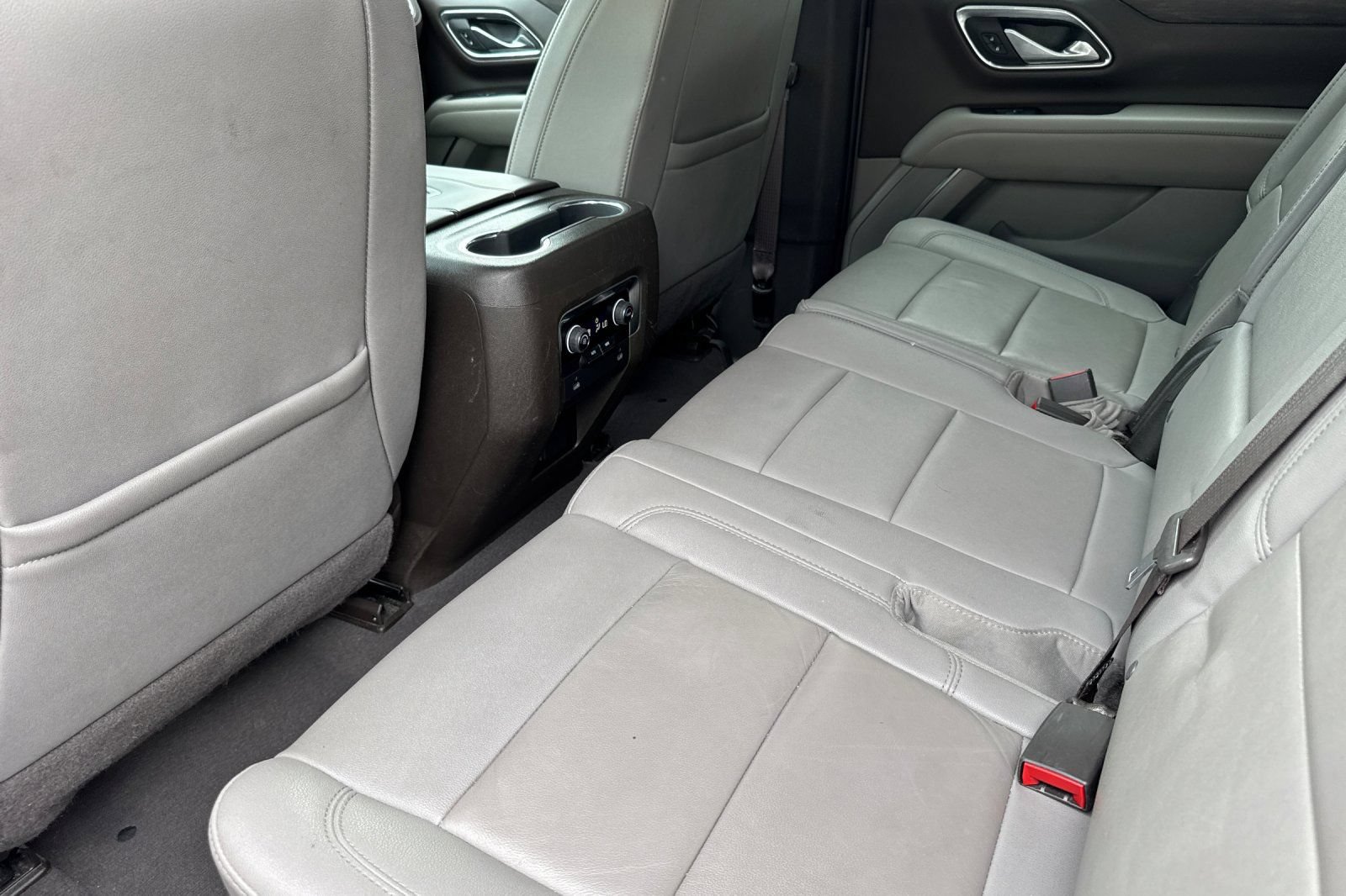 Used 2024 Chevrolet Tahoe LT AWD/4WD image 14