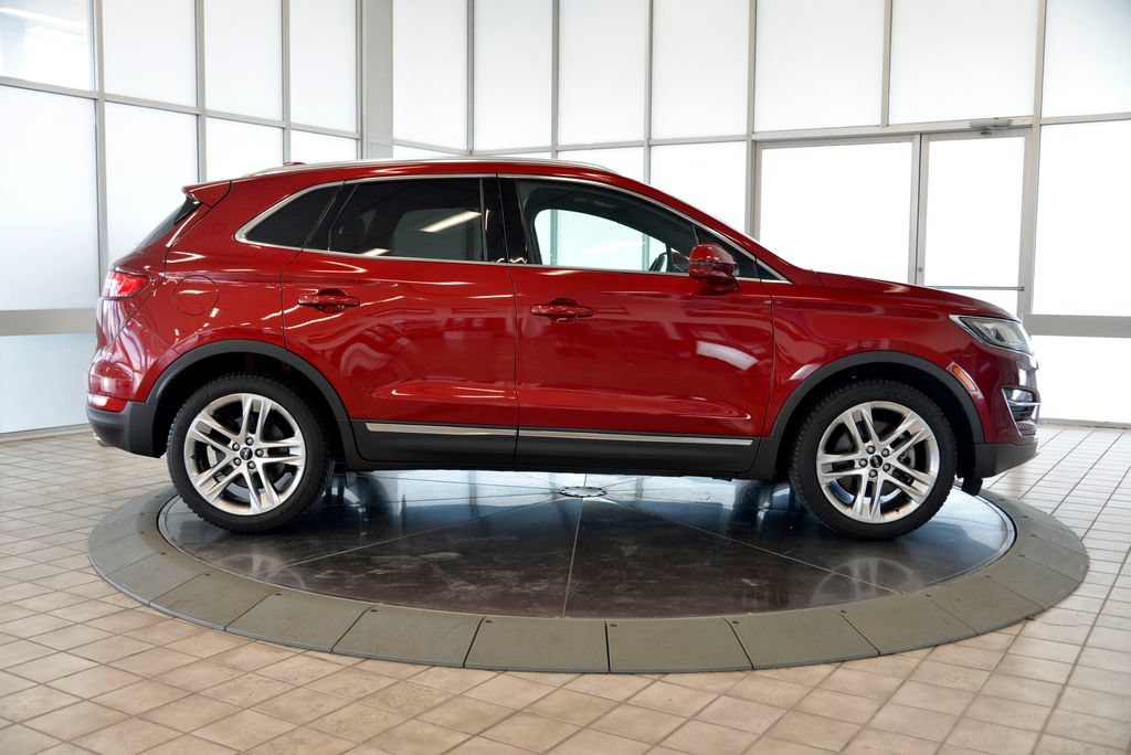 Used 2017 Lincoln MKC Reserve w/ Lincoln MKC Climate Package AWD/4WD image 9