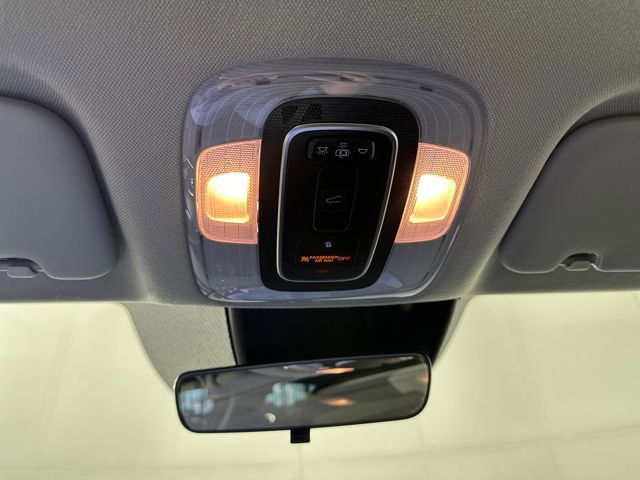 Used 2021 Hyundai Elantra SEL w/ Convenience + Premium Package image 24