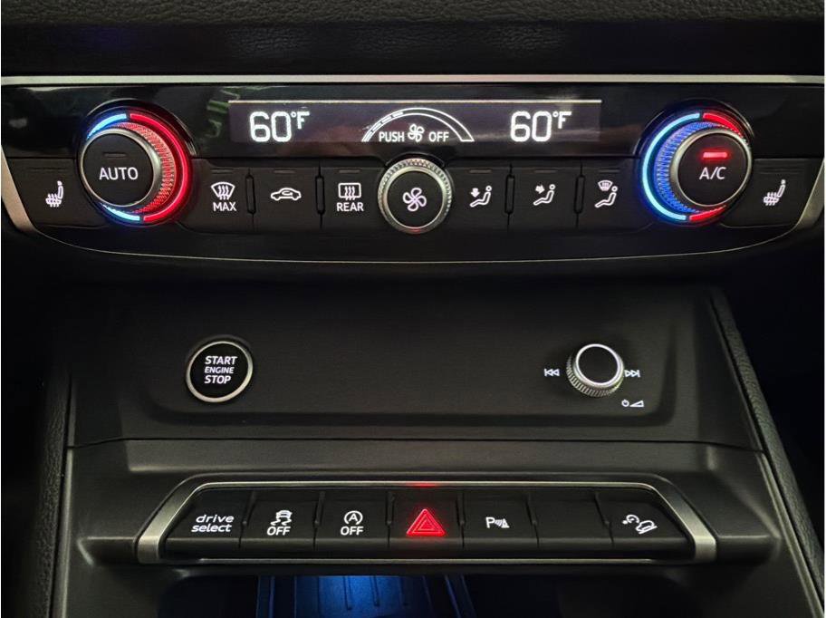 Used 2023 Audi Q3 2.0T Premium Plus image 25