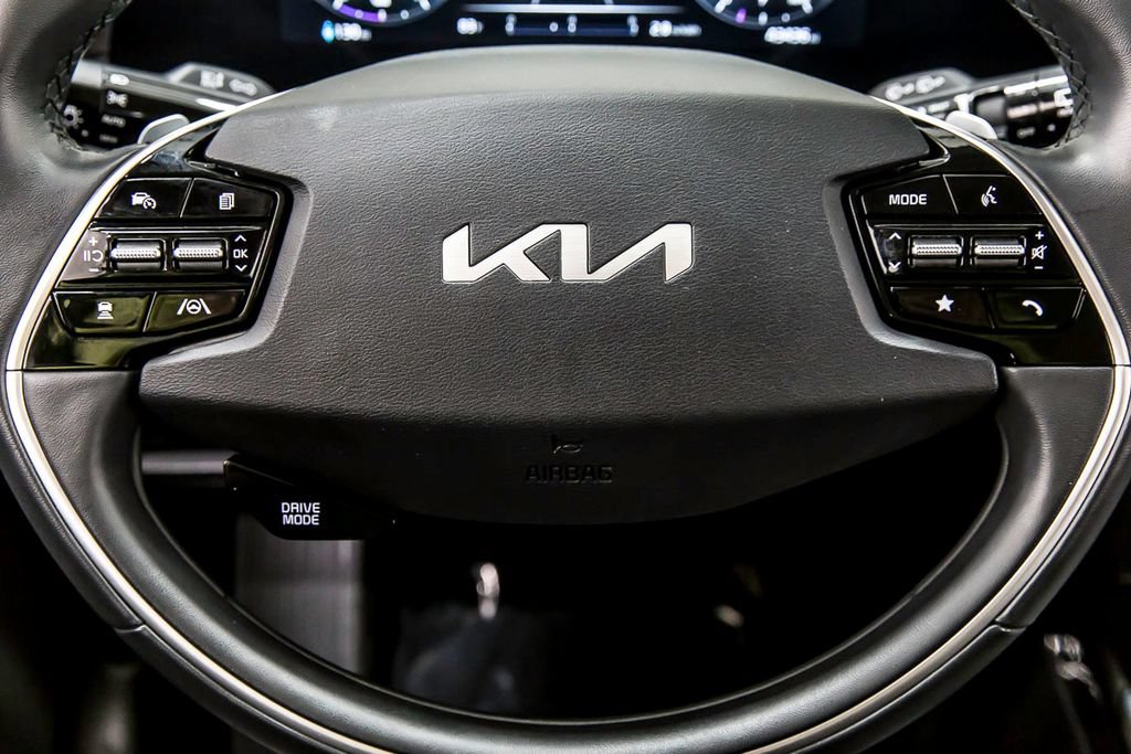 Used 2023 Kia Niro Wind FWD image 25
