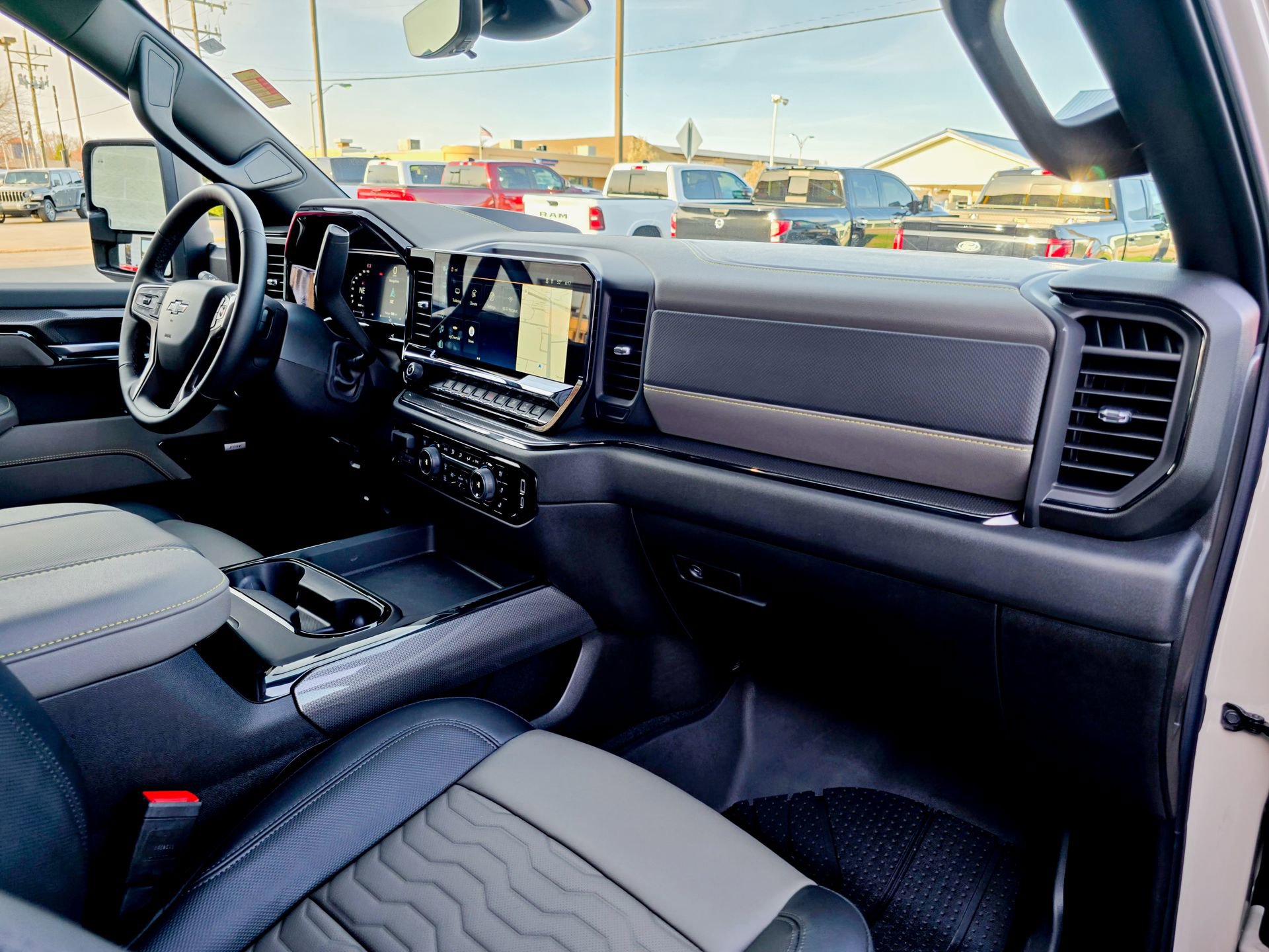 Used 2026 Chevrolet Silverado 2500 ZR2 w/ LPO, Dark Essentials Package image 27