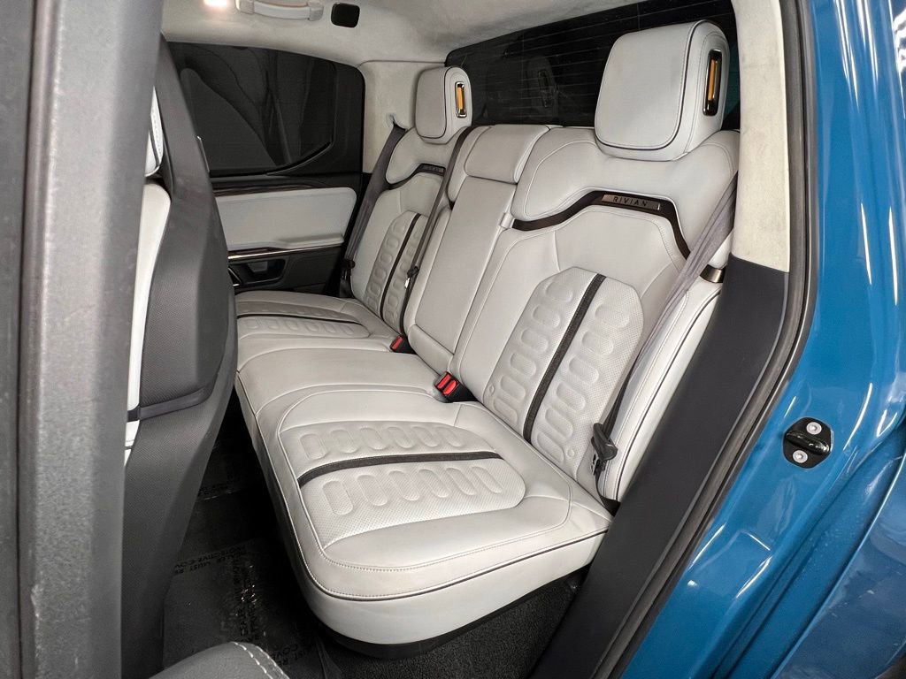 Used 2022 Rivian R1T Adventure image 13