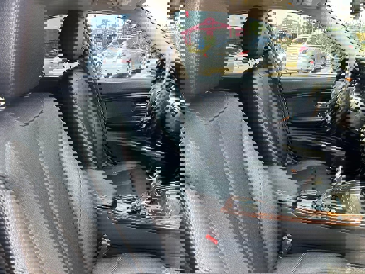 Used 2014 BMW 328i Sedan image 29