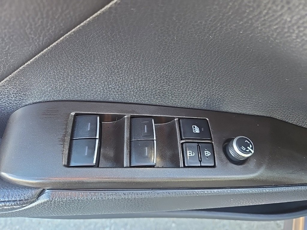 Used 2023 Toyota Camry XSE image 22