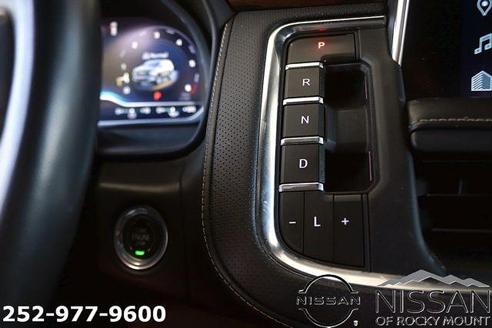 Used 2023 Chevrolet Suburban Premier RWD image 25