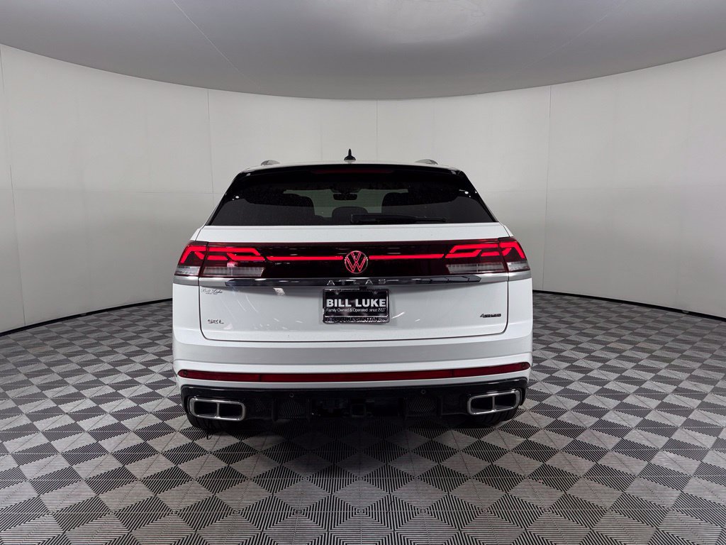 Used 2024 Volkswagen Atlas Cross Sport SEL Premium R-Line AWD/4WD image 10