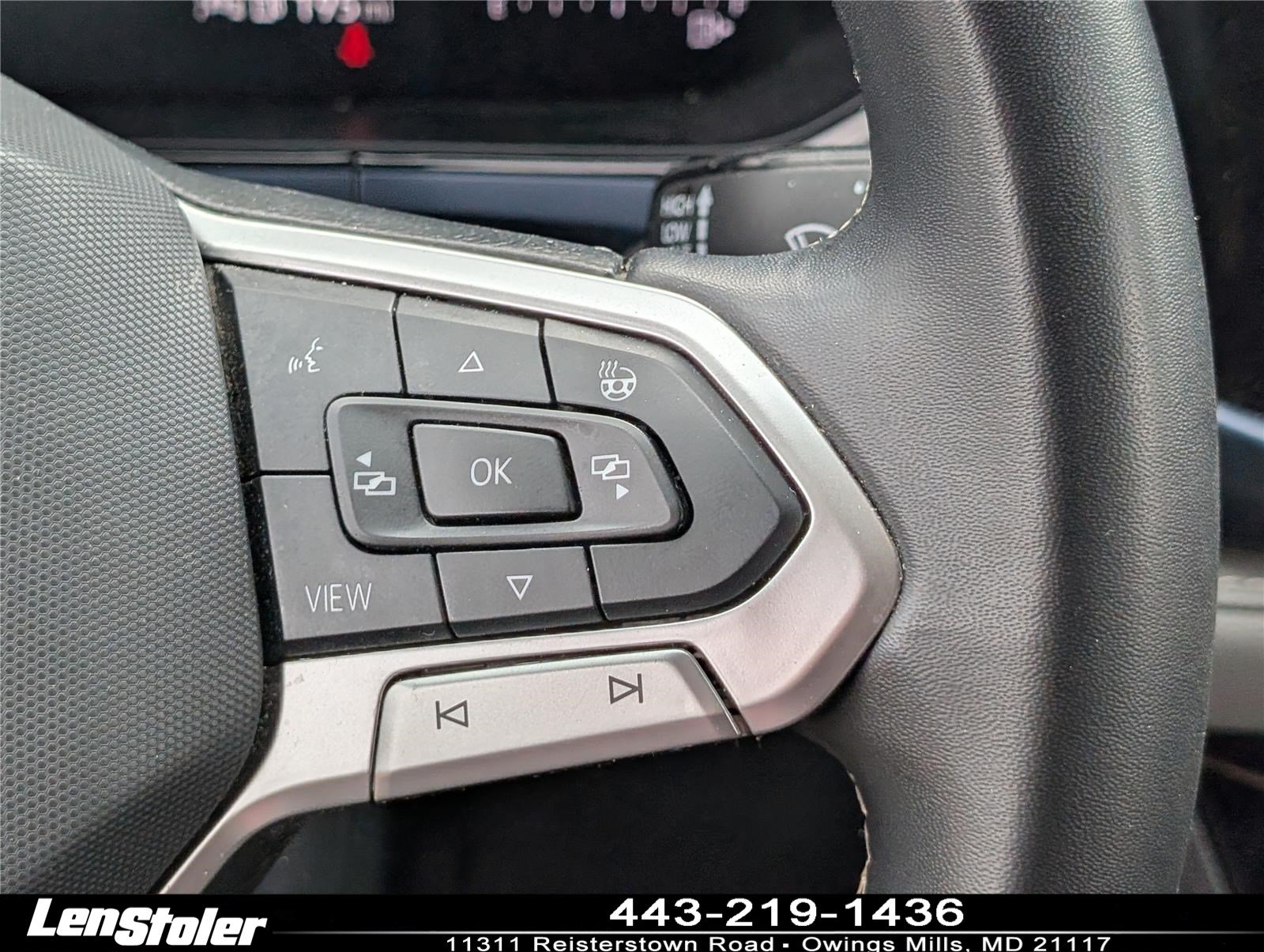 Used 2024 Volkswagen Taos SE FWD image 22